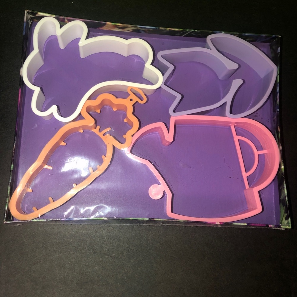 New rare Hallmark cookie Cutter